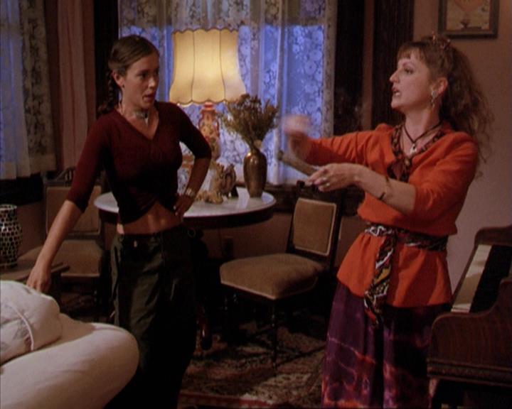 Charmed-Online-dot-net_209MsHellfire1713.jpg