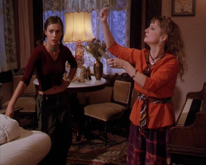 Charmed-Online-dot-net_209MsHellfire1717.jpg