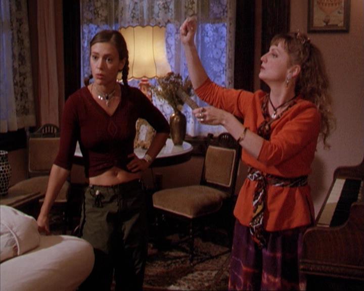Charmed-Online-dot-net_209MsHellfire1730.jpg