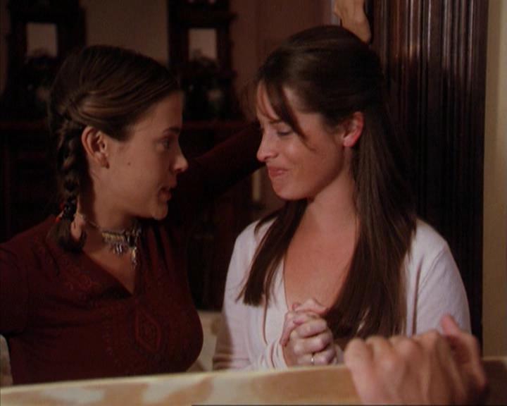 Charmed-Online-dot-net_209MsHellfire1748.jpg