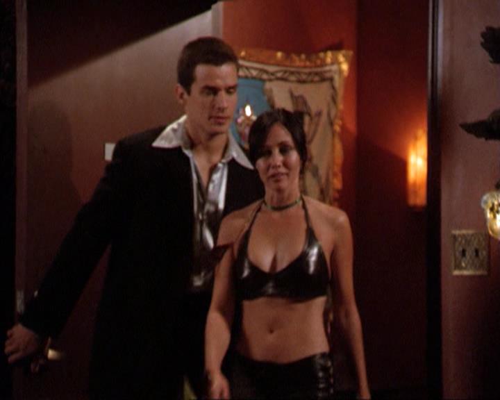 Charmed-Online-dot-net_209MsHellfire1845.jpg