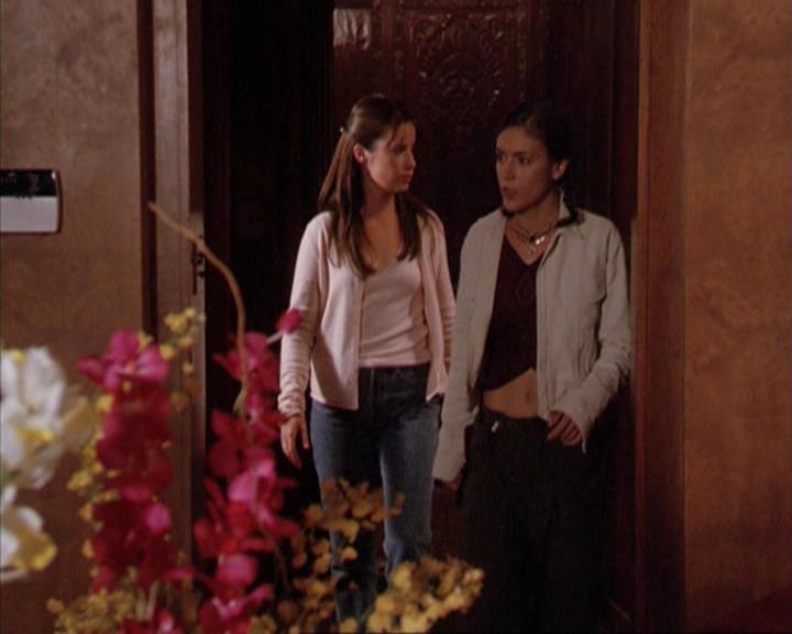 Charmed-Online-dot-net_209MsHellfire1993.jpg