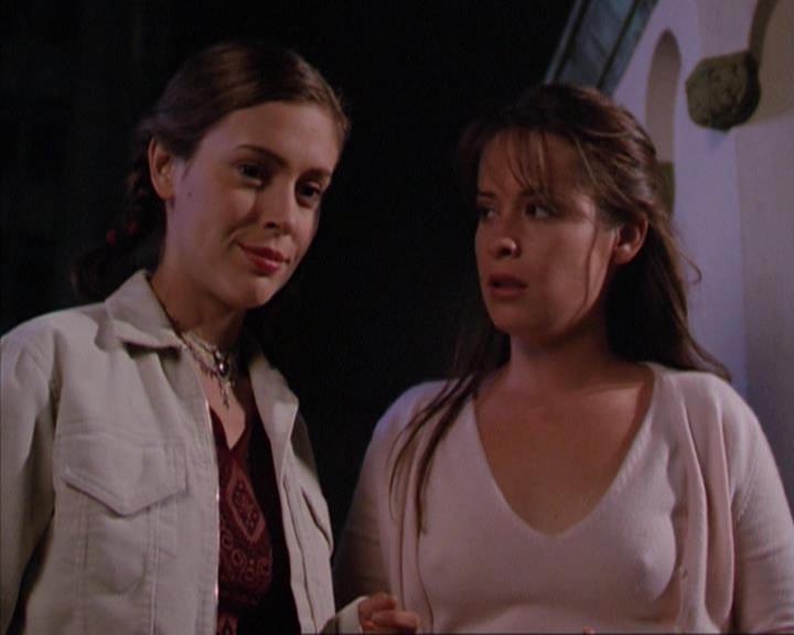 Charmed-Online-dot-net_209MsHellfire2140.jpg