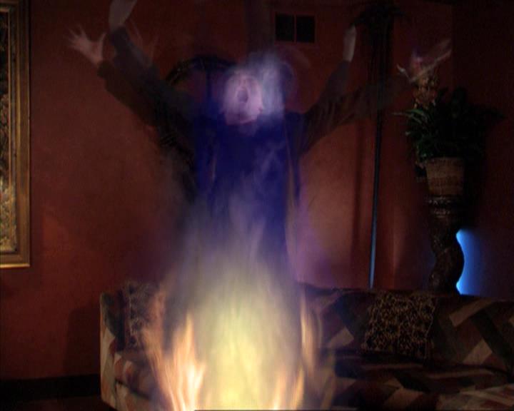 Charmed-Online-dot-net_209MsHellfire2222.jpg