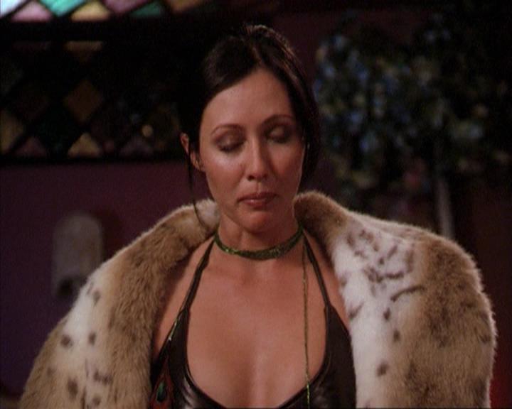 Charmed-Online-dot-net_209MsHellfire2233.jpg