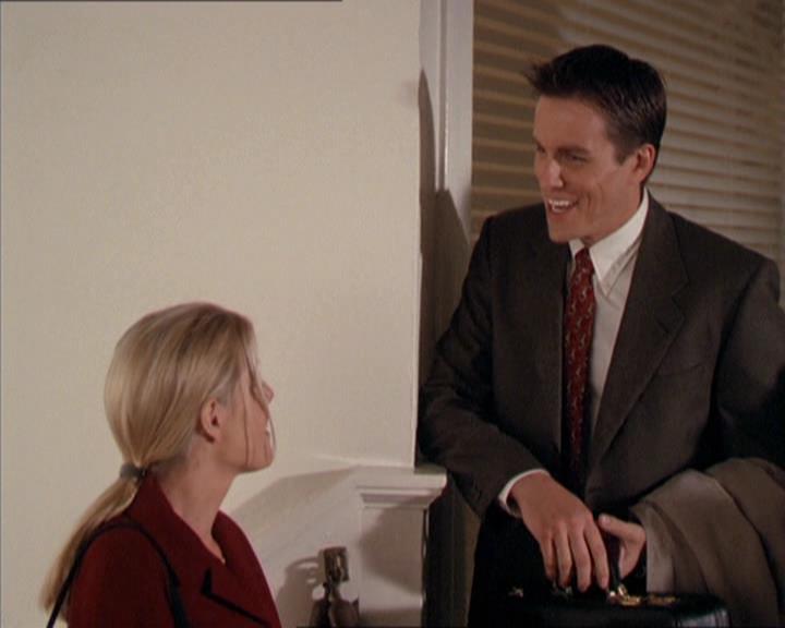 Charmed-Online-dot-210HeartbreakCity0014.jpg