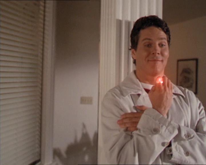 Charmed-Online-dot-210HeartbreakCity0024.jpg