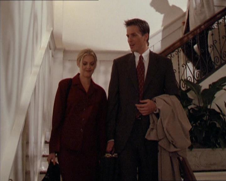 Charmed-Online-dot-210HeartbreakCity0027.jpg