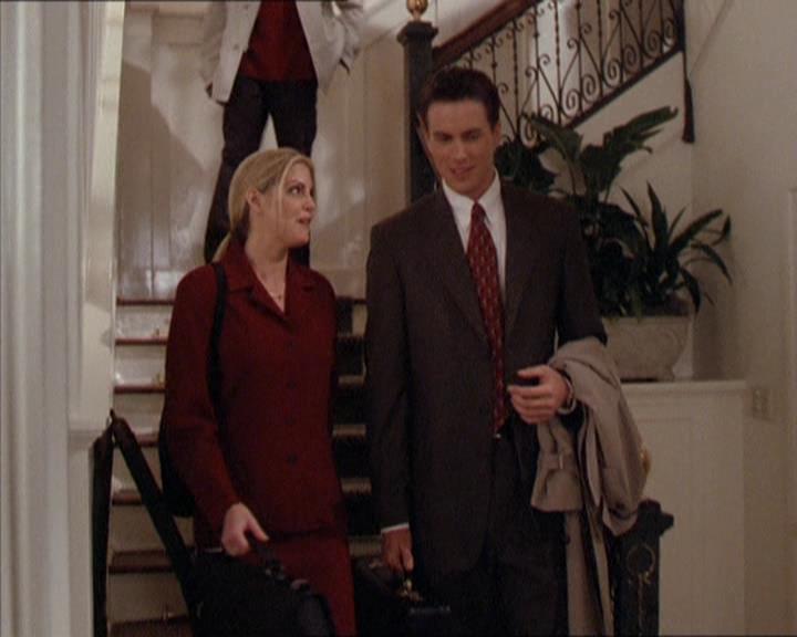 Charmed-Online-dot-210HeartbreakCity0029.jpg