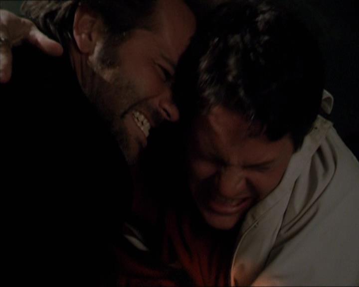 Charmed-Online-dot-210HeartbreakCity0123.jpg
