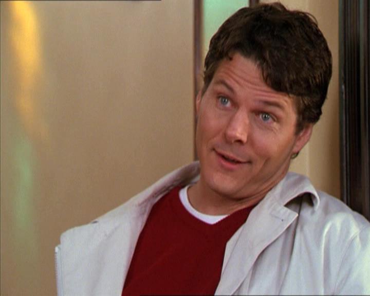 Charmed-Online-dot-210HeartbreakCity0464.jpg