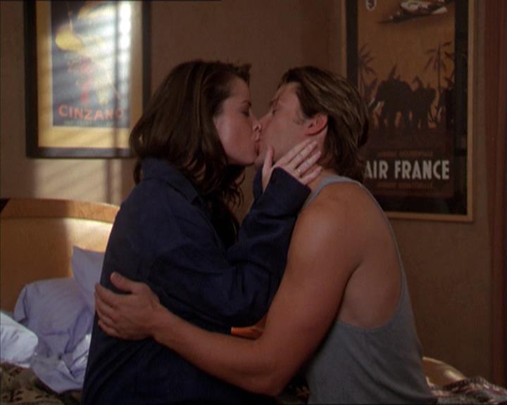Charmed-Online-dot-210HeartbreakCity0509.jpg