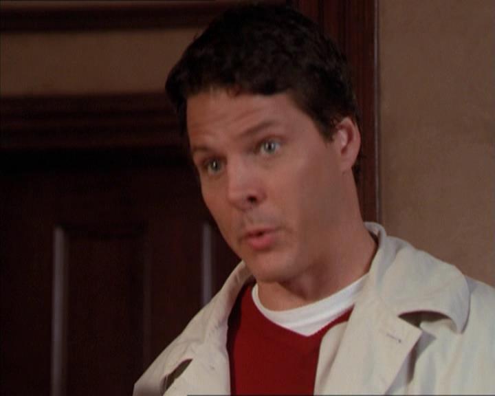 Charmed-Online-dot-210HeartbreakCity0533.jpg