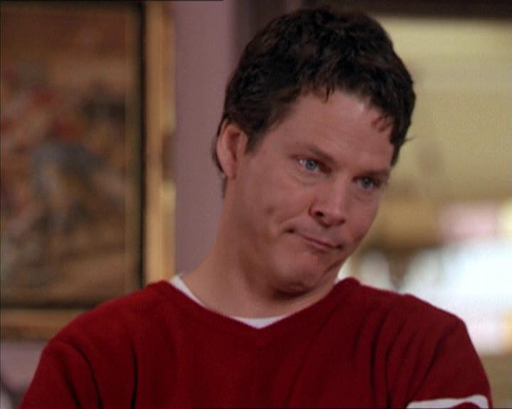 Charmed-Online-dot-210HeartbreakCity0643.jpg