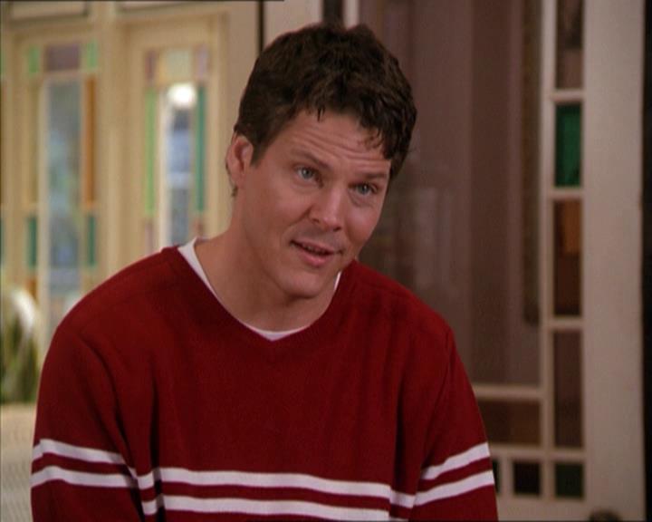 Charmed-Online-dot-210HeartbreakCity0677.jpg