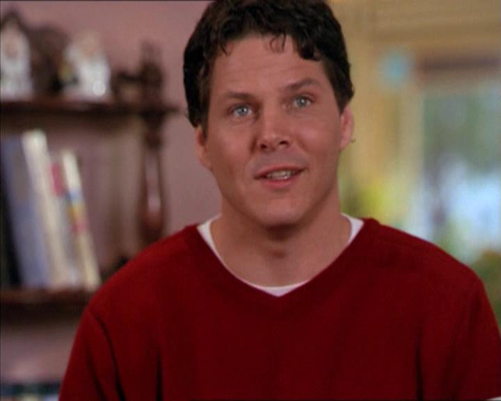 Charmed-Online-dot-210HeartbreakCity0682.jpg