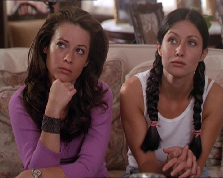 Charmed-Online-dot-210HeartbreakCity0727.jpg