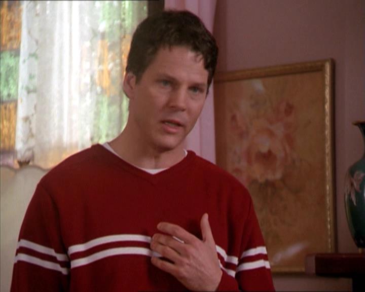Charmed-Online-dot-210HeartbreakCity0730.jpg