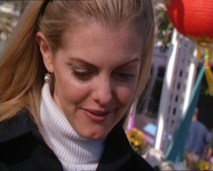 Charmed-Online-dot-210HeartbreakCity0763.jpg