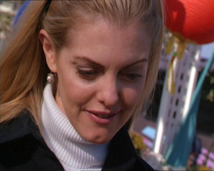 Charmed-Online-dot-210HeartbreakCity0765.jpg