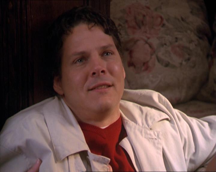 Charmed-Online-dot-210HeartbreakCity0822.jpg