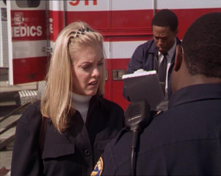 Charmed-Online-dot-210HeartbreakCity0843.jpg