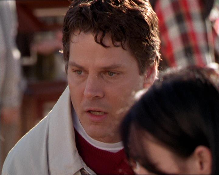 Charmed-Online-dot-210HeartbreakCity0921.jpg