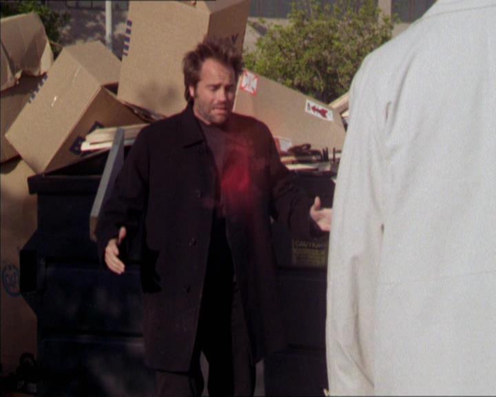 Charmed-Online-dot-210HeartbreakCity0946.jpg