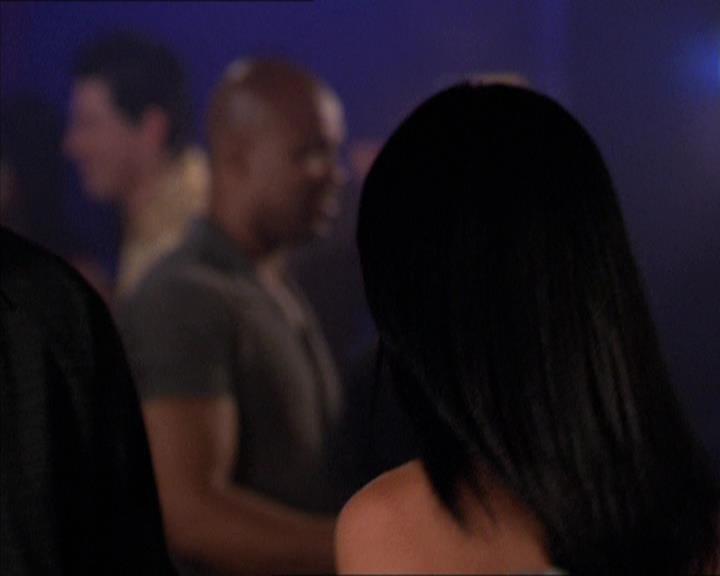 Charmed-Online-dot-210HeartbreakCity1064.jpg