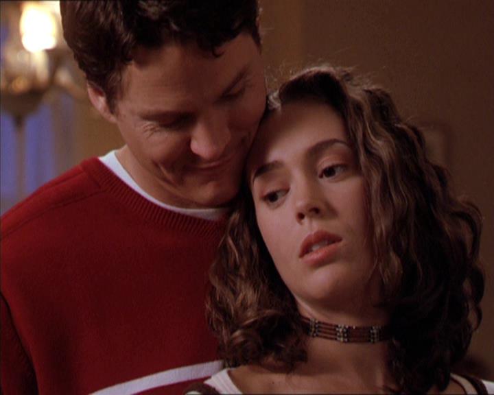 Charmed-Online-dot-210HeartbreakCity1225.jpg