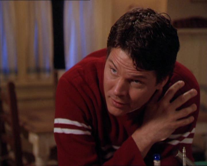 Charmed-Online-dot-210HeartbreakCity1259.jpg