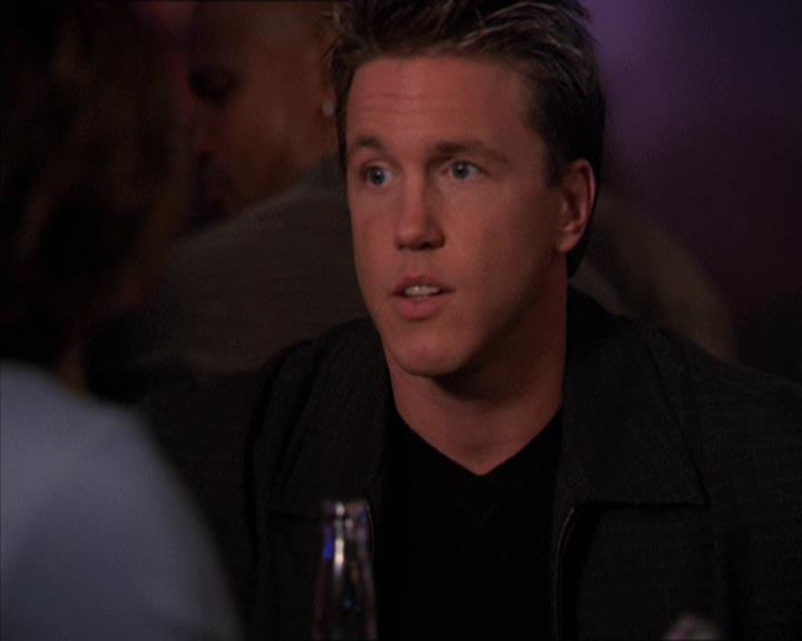 Charmed-Online-dot-210HeartbreakCity1396.jpg