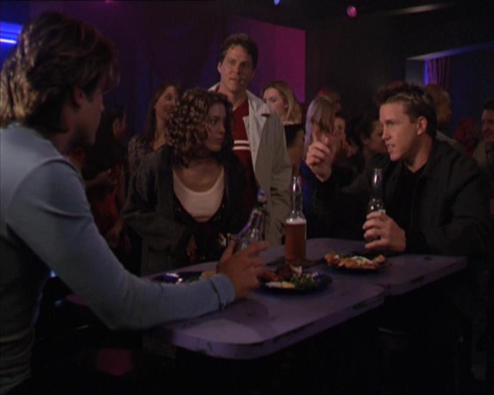 Charmed-Online-dot-210HeartbreakCity1419.jpg