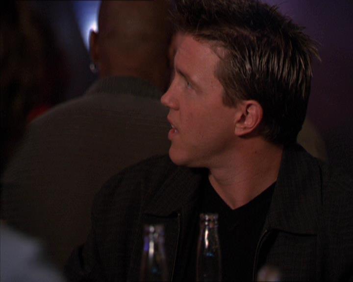 Charmed-Online-dot-210HeartbreakCity1426.jpg