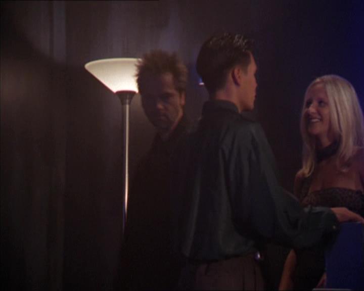 Charmed-Online-dot-210HeartbreakCity1442.jpg