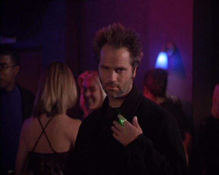 Charmed-Online-dot-210HeartbreakCity1509.jpg
