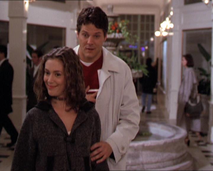 Charmed-Online-dot-210HeartbreakCity1868.jpg
