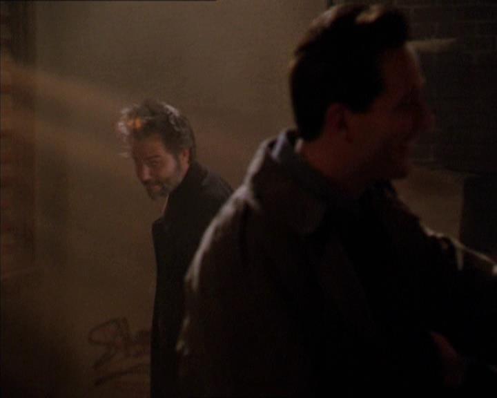 Charmed-Online-dot-210HeartbreakCity1910.jpg
