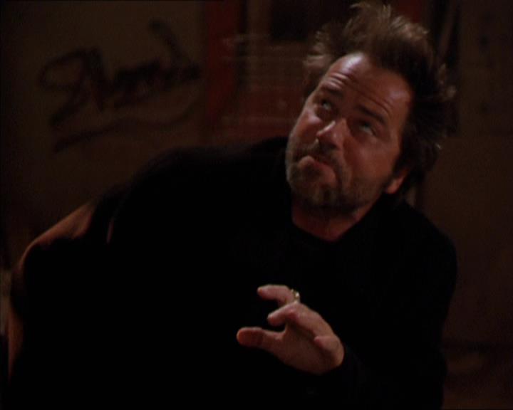 Charmed-Online-dot-210HeartbreakCity1942.jpg