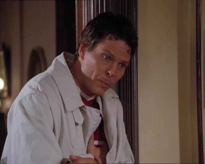 Charmed-Online-dot-210HeartbreakCity2151.jpg