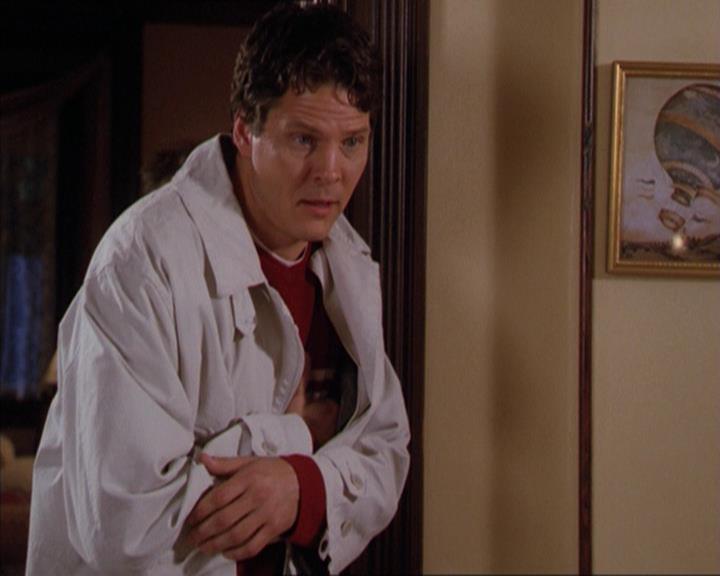 Charmed-Online-dot-210HeartbreakCity2153.jpg