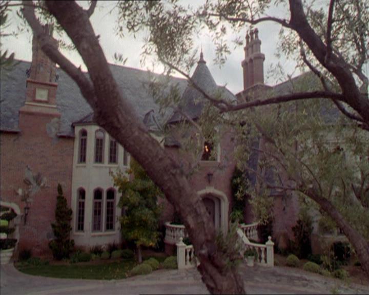 Charmed-Online-dot-211RecklessAbandon0848.jpg