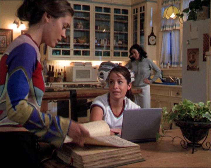 Charmed-Online-dot-211RecklessAbandon1249.jpg