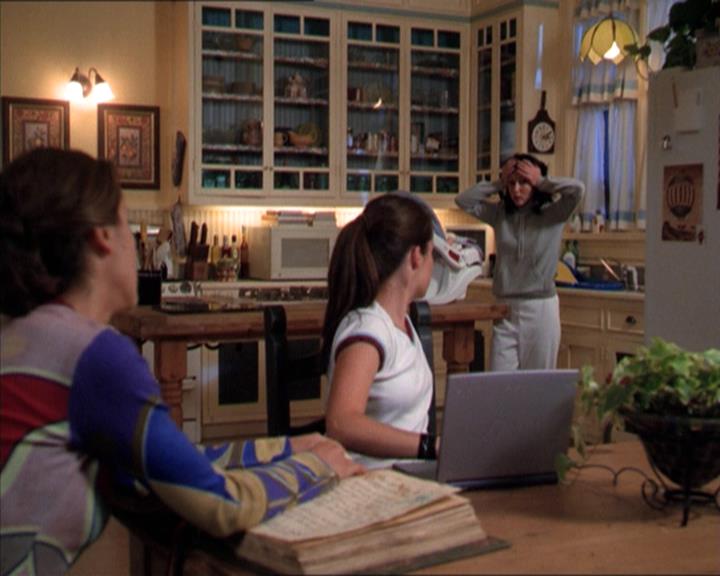 Charmed-Online-dot-211RecklessAbandon1276.jpg