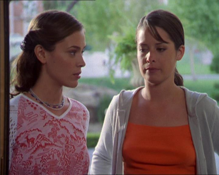 Charmed-Online-dot-211RecklessAbandon1475.jpg Charmed-Online-dot-211RecklessAbandon1475.jpg