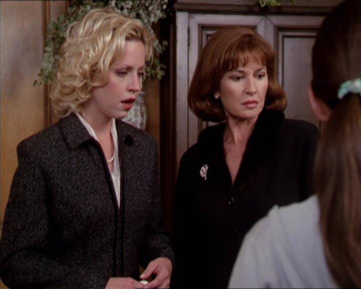 Charmed-Online-dot-211RecklessAbandon1501.jpg Charmed-Online-dot-211RecklessAbandon1501.jpg