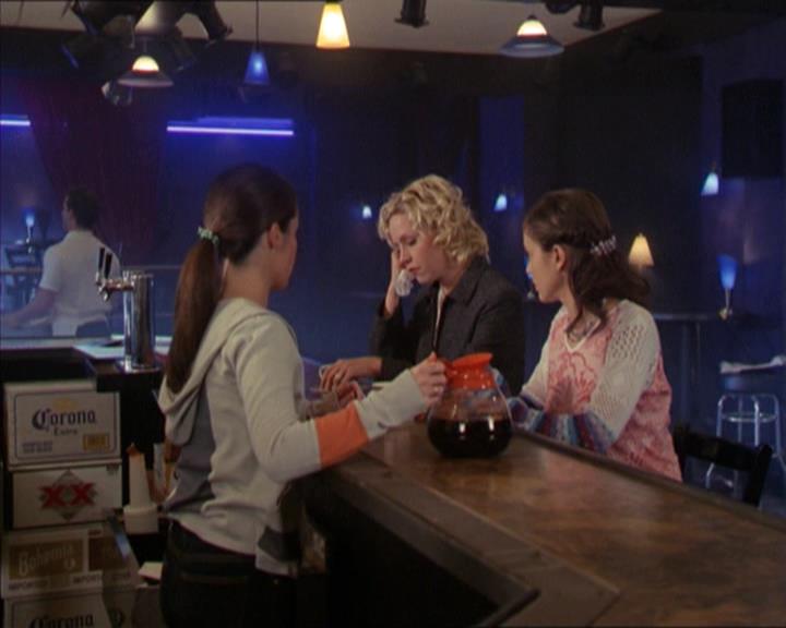 Charmed-Online-dot-211RecklessAbandon1576.jpg