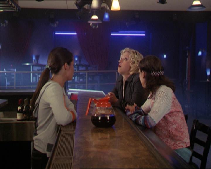 Charmed-Online-dot-211RecklessAbandon1605.jpg Charmed-Online-dot-211RecklessAbandon1605.jpg