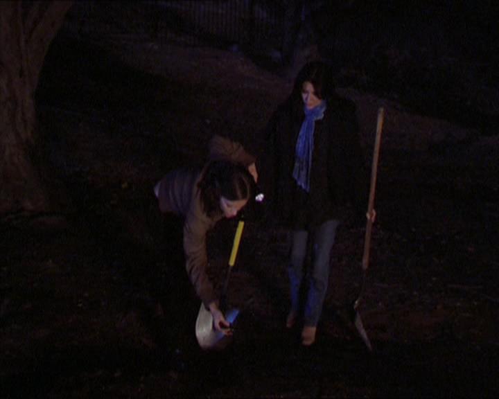 Charmed-Online-dot-211RecklessAbandon1941.jpg