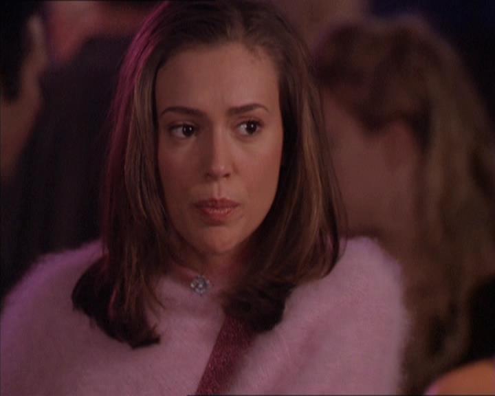 Charmed-Online-dot-212Awakened0064.jpg Charmed-Online-dot-212Awakened0064.jpg